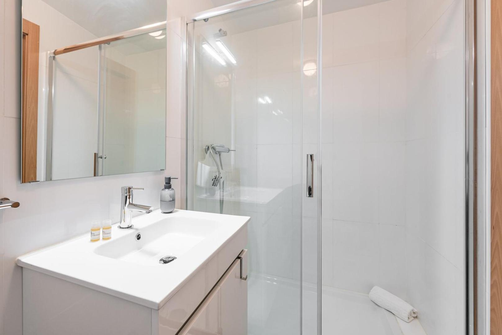 Guestready - Yazdah Flat 3 Lägenhet OOporto Exteriör bild